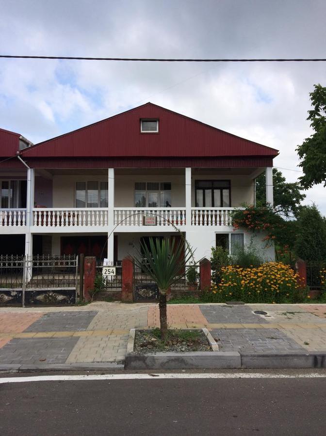 Natia Guest House Kobuleti Exterior foto